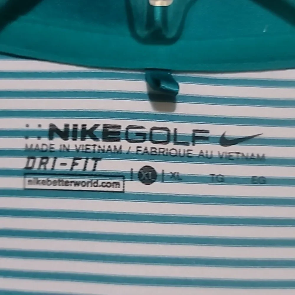 Nike Golf Women's Sleeveless Green and White Stripe Shirt Size XLarge